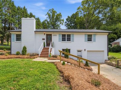 1301 Watson Ave