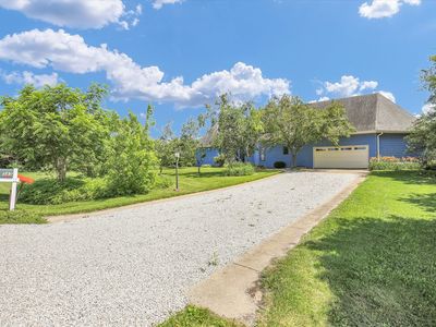 585 County Road 1800 N