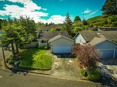 4100 Hillside Ct