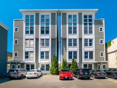 21 Park St Unit 2