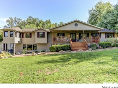 7460 Rolling Oaks Dr