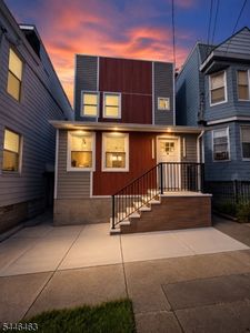 34 Tichenor Ter