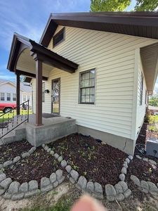 133 S Walnut St