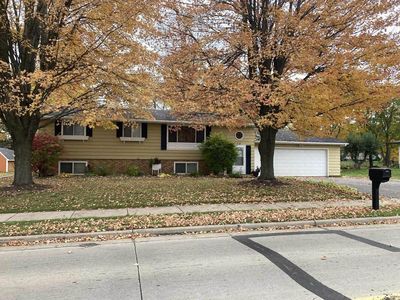 1112 East MC MILLAN STREET