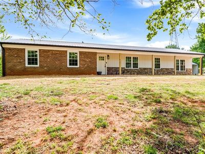2401 White Horn Dr