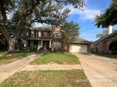 8322 Castle Pond Ct