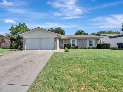 Property at 6453 Starnes Rd, Watauga, TX