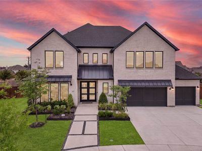 467 Mayfair Ln