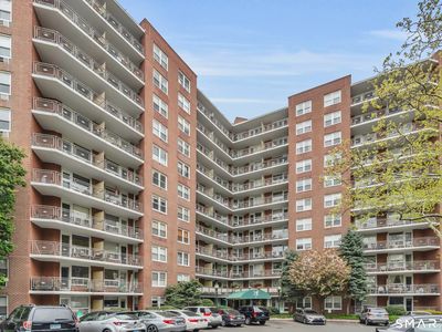 91 Strawberry Hill Avenue #727