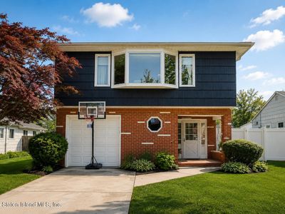 28 Malone Ave