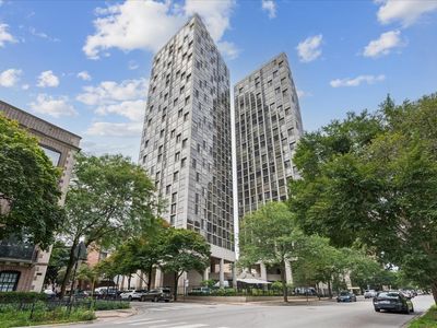 345 W Fullerton Pkwy APT 1008
