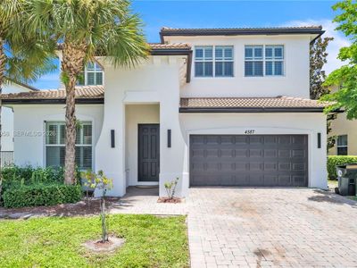 4587 San Mellina Dr