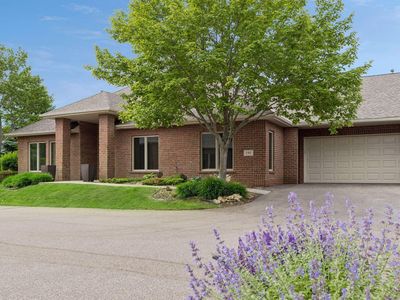 195 W Canyon Dr