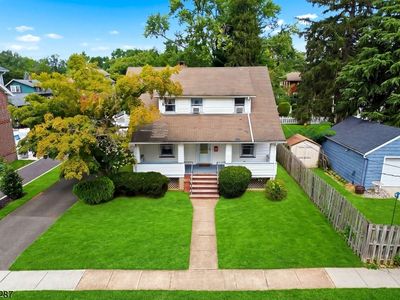 33 Pine St