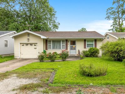 1456 E Lindberg Street