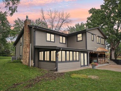 15611 Lexington Ave NE