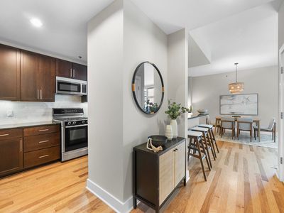 140 W Franklin St Unit 330