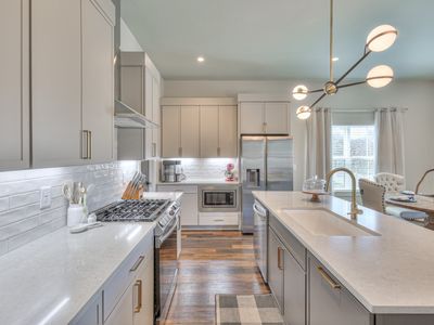 1108 Noble Loop #60