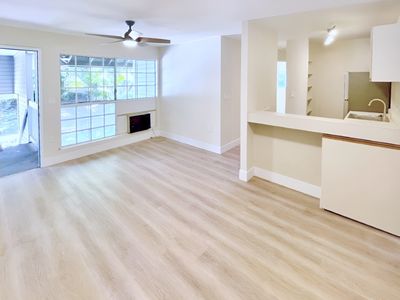 160 Keonekai Rd APT 14-205
