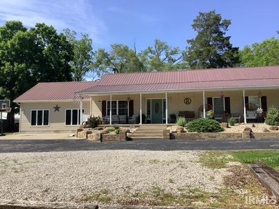 1931 S Sievers Rd