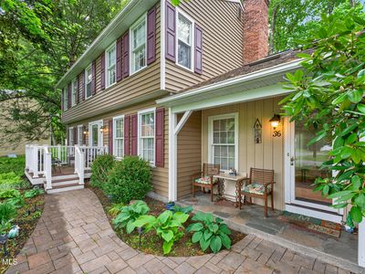36 Carriage Road