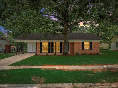 602 Pickwick Pl