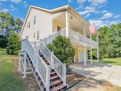 556 Peaceful Creek Dr