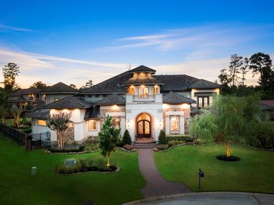 13 Pleasant Shadows Dr