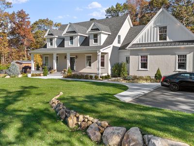182 Farm Road E
