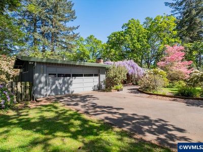 3544 Pioneer Dr SE