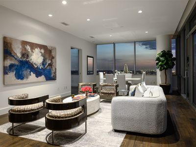 2200 Victory Ave APT 2007