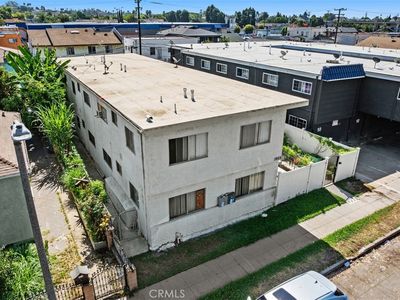 1868 Gardenia Ave