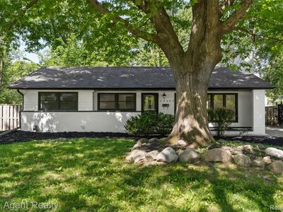 29863 Fall River Rd