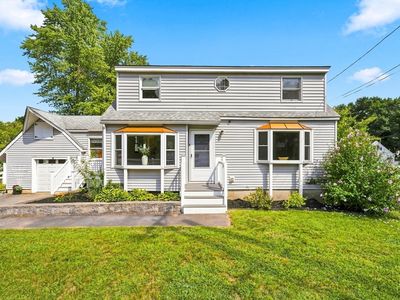1251 Shawsheen St