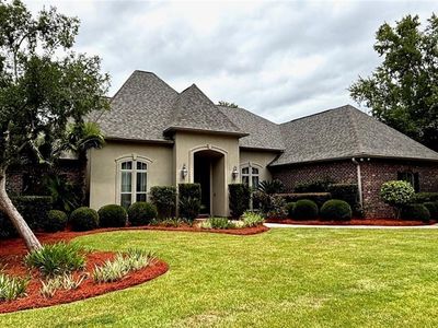 211 Delta Dr