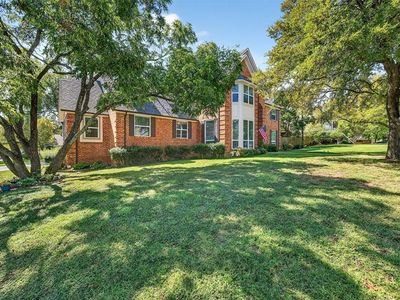 141 River Hills Dr