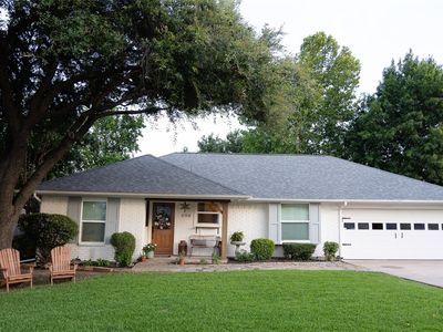 694 Buttercup Dr