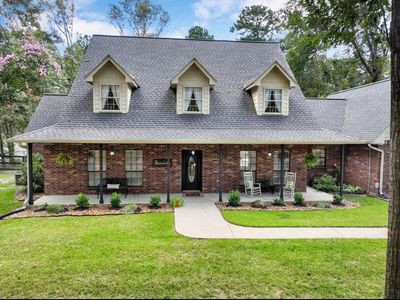 415 Lago Trace Dr
