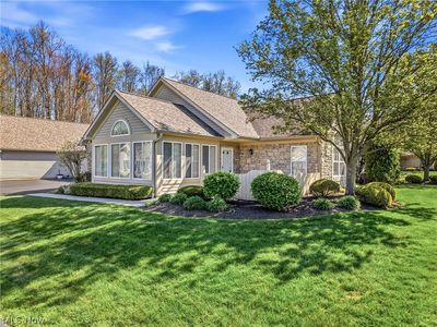 Property at 202 Timberline Dr, Columbiana, OH