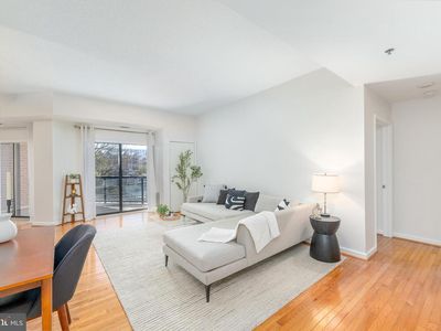 2515 Boston St Unit 201