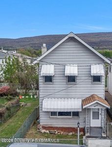 18 Green St