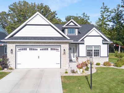 12676 Creekside Dr