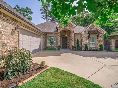 1600 San Augustine Ln