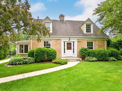 855 East Spooner ROAD