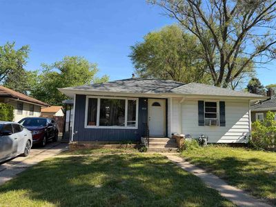 1319 Barton Blvd