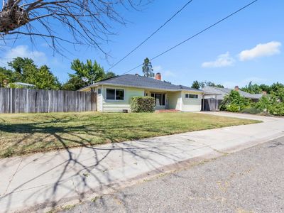 209 Gross Ave