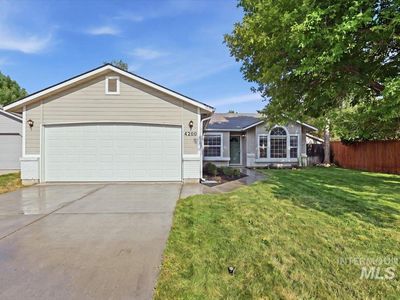 4200 E Carnation Ct