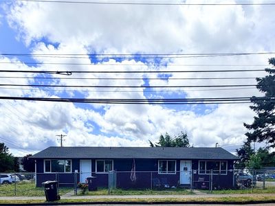 3902 S 66th Street