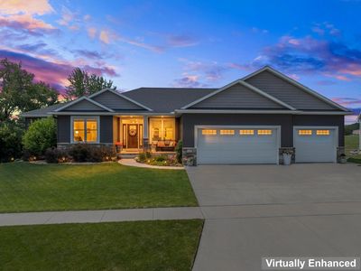 511 21st Pl NE