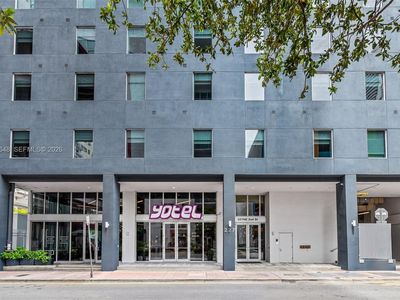 227 NE 2nd St Unit 3106